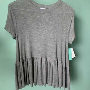 Grey short sleeve top